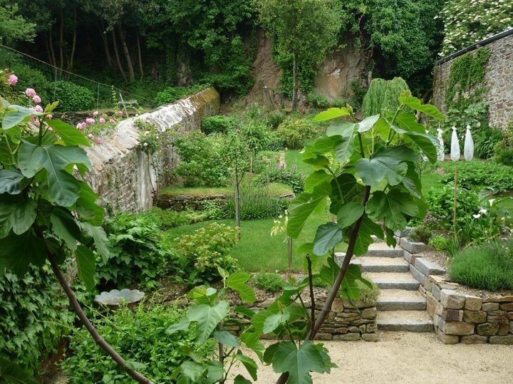 L'accès au jardin.