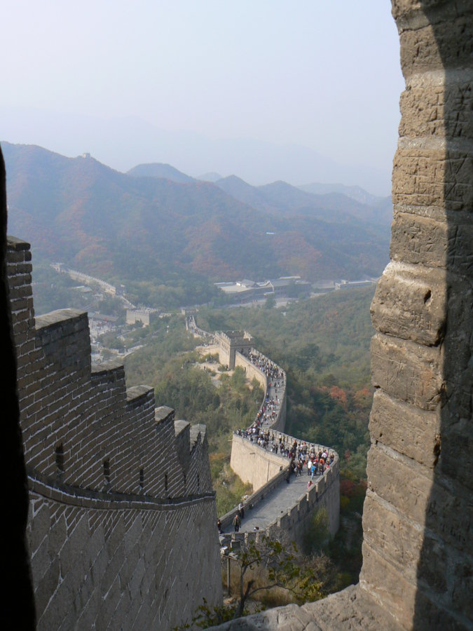 Sur la grande muraille de chine.