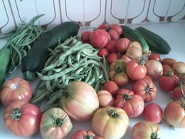 Beau panier de légumes