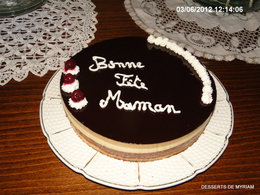 Bonne fête .....aux mamans !