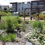 Les jardins des r&eacute;sidences services seniors Domitys, un cadre propice au bien-vieillir